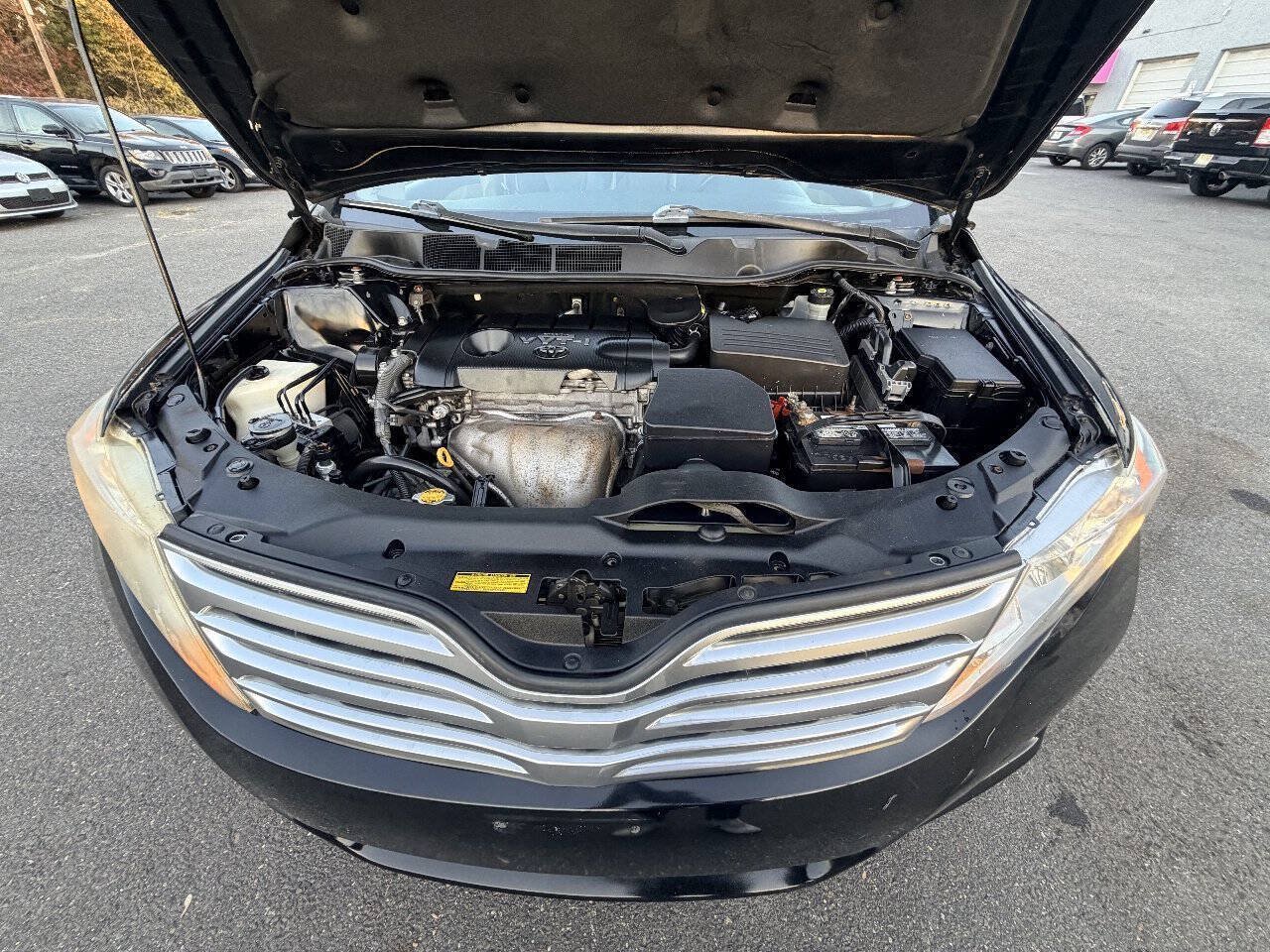 Used 2010 Toyota Venza AWD w/ Convenience Pkg image 11