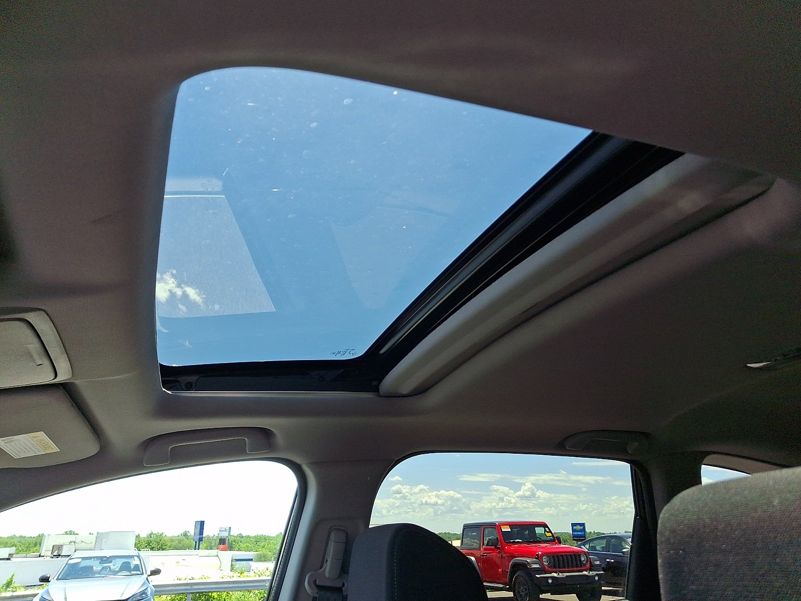 Used 2020 Honda CR-V EX image 14