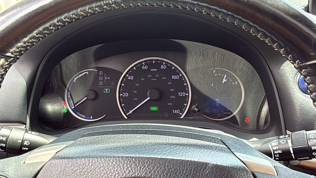 Used 2016 Lexus CT 200h w/ Navigation Package FWD image 32