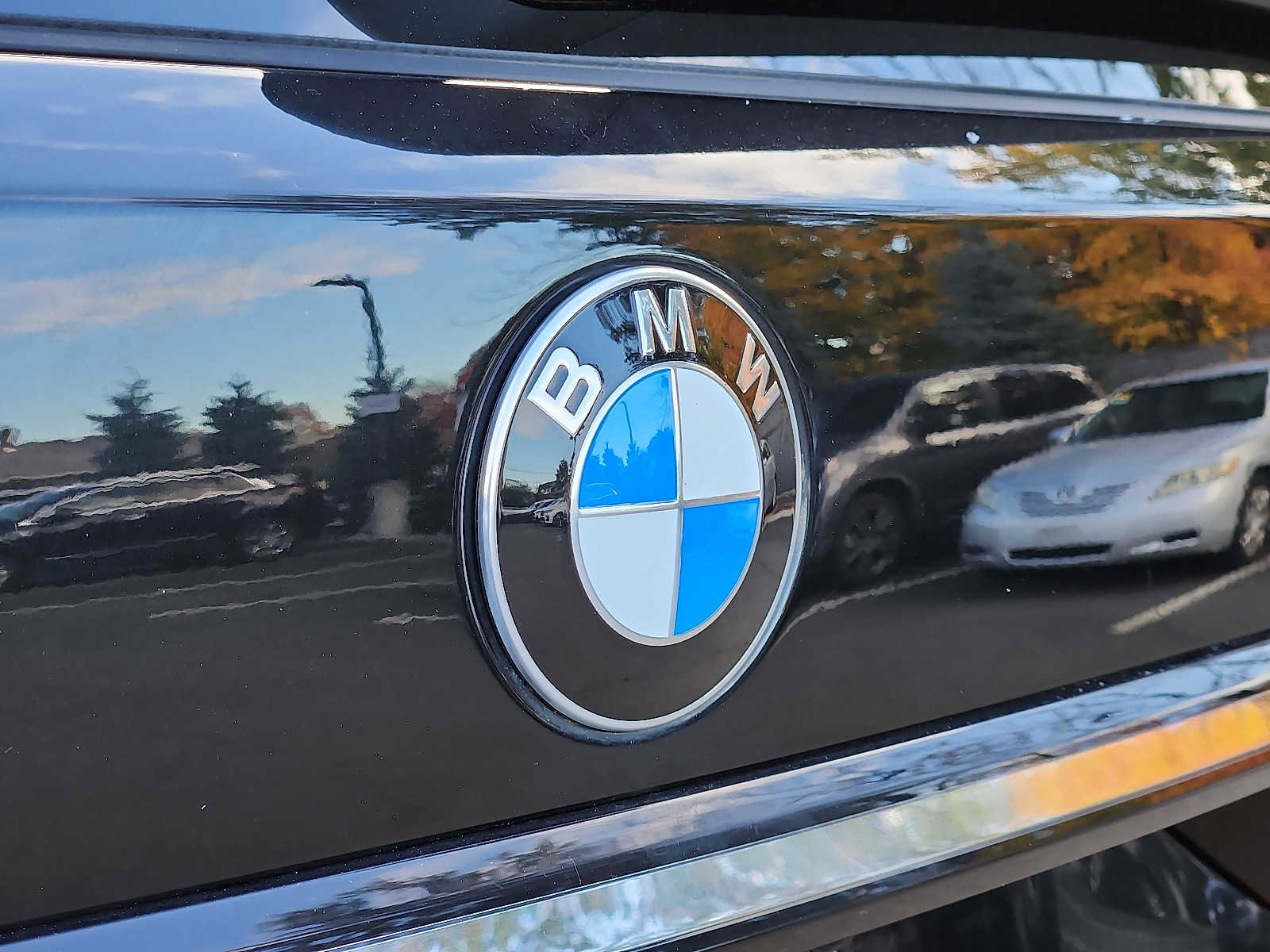 Certified 2024 BMW X7 xDrive40i w/ Executive Package image 29