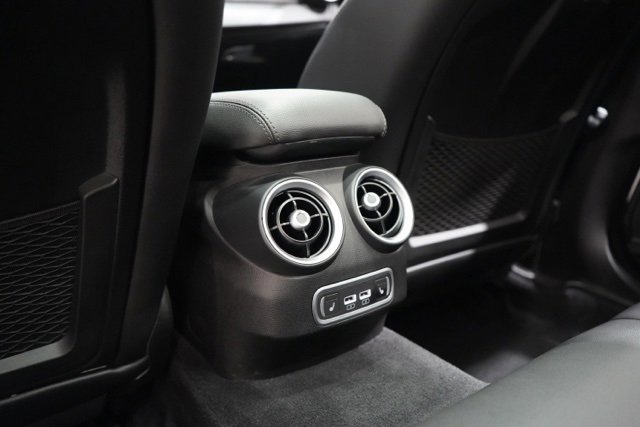 Used 2022 Alfa Romeo Giulia Sprint image 29