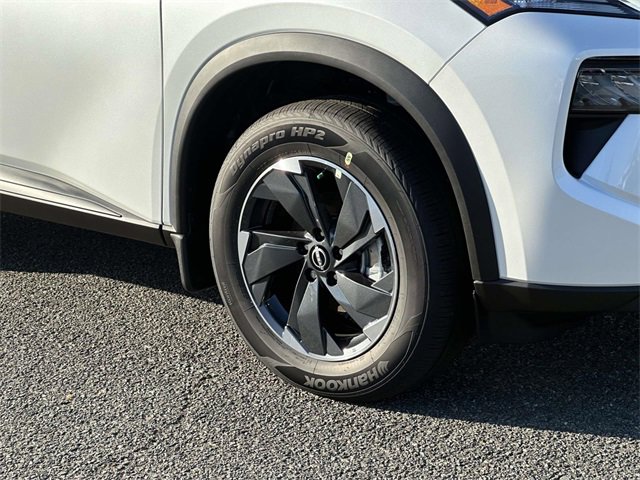 New 2026 Nissan Rogue SV image 7