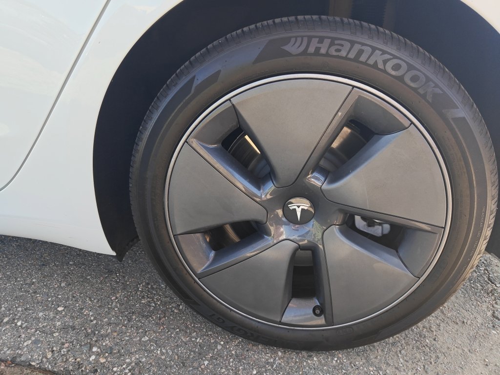 Used 2022 Tesla Model 3 Long Range image 29