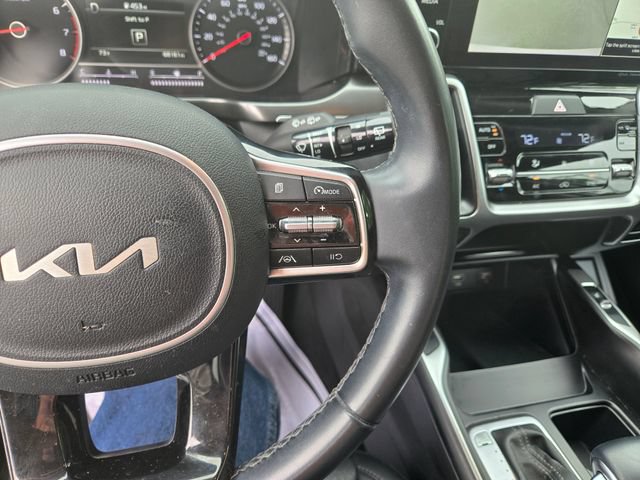 Used 2022 Kia Sorento S FWD image 16