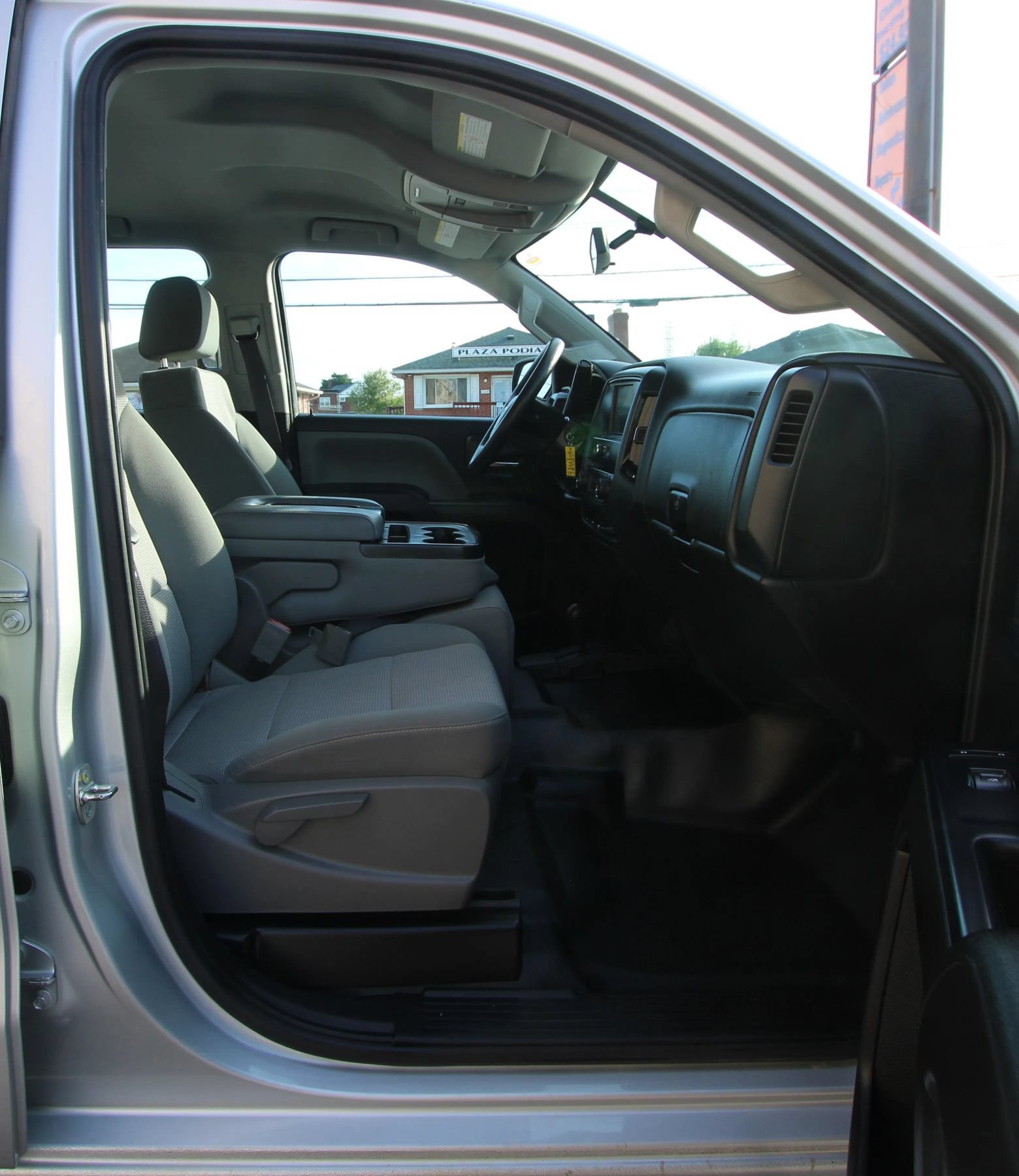 Used 2017 Chevrolet Silverado 2500 W/T AWD/4WD image 10