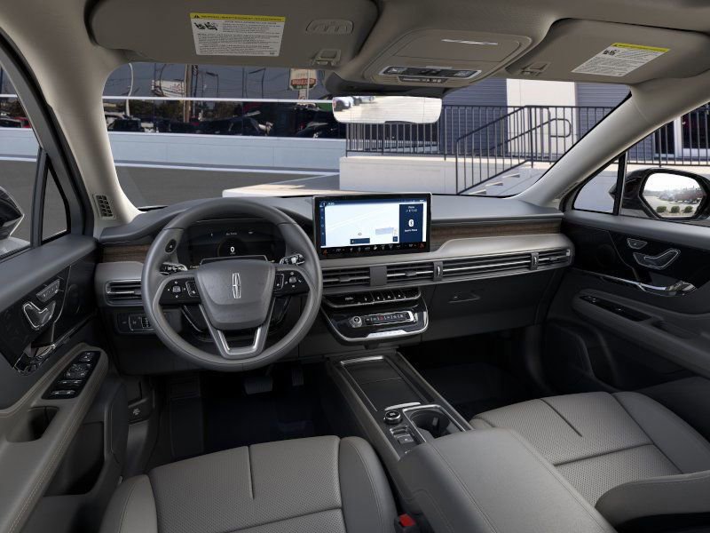 New 2026 Lincoln Corsair Reserve w/ Jet Appearance Package image 9