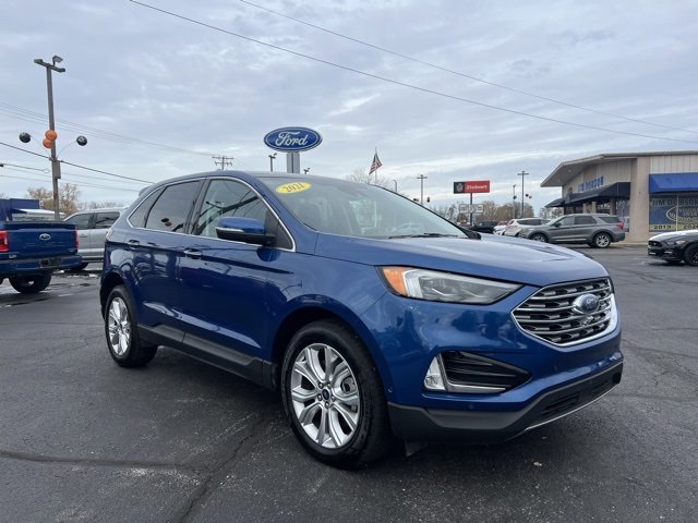 Used 2021 Ford Edge Titanium w/ Equipment Group 301A image 7