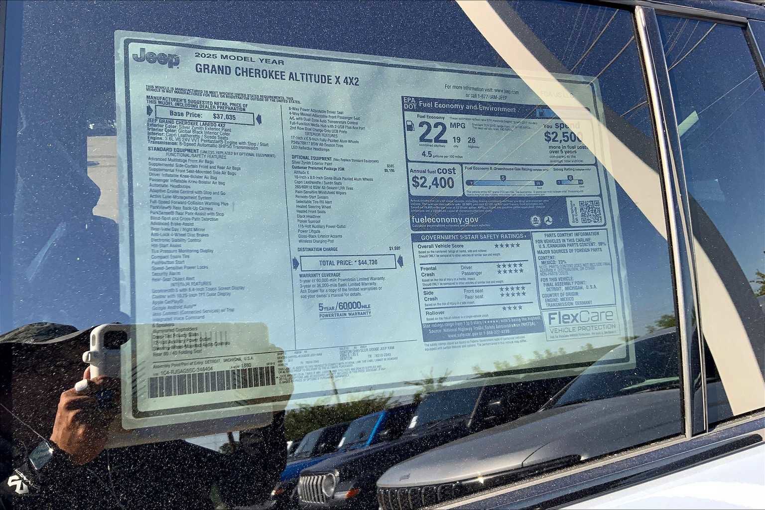 New 2025 Jeep Grand Cherokee Altitude image 20
