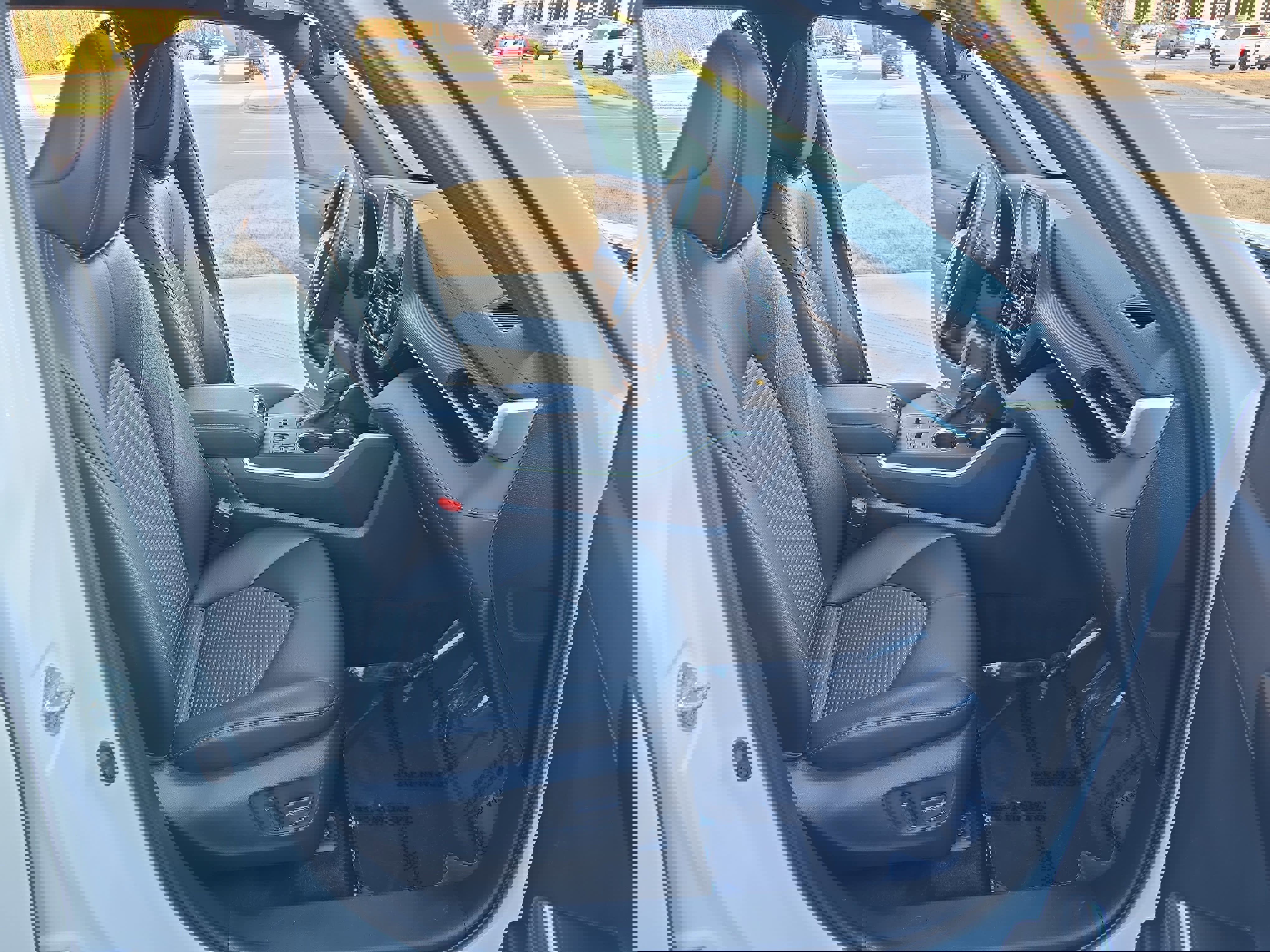 Used 2023 Toyota Highlander XSE image 10