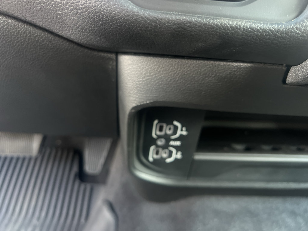 New 2025 RAM 2500 Tradesman AWD/4WD image 34