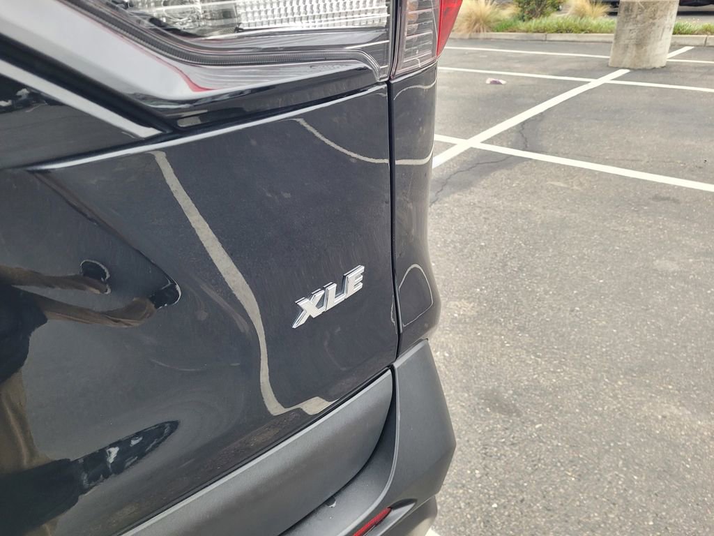 Used 2024 Toyota RAV4 XLE image 7