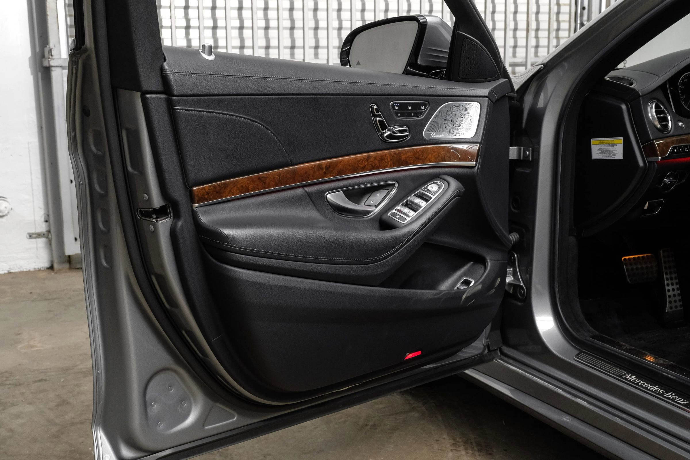 Used 2014 Mercedes-Benz S 550 Sedan image 52