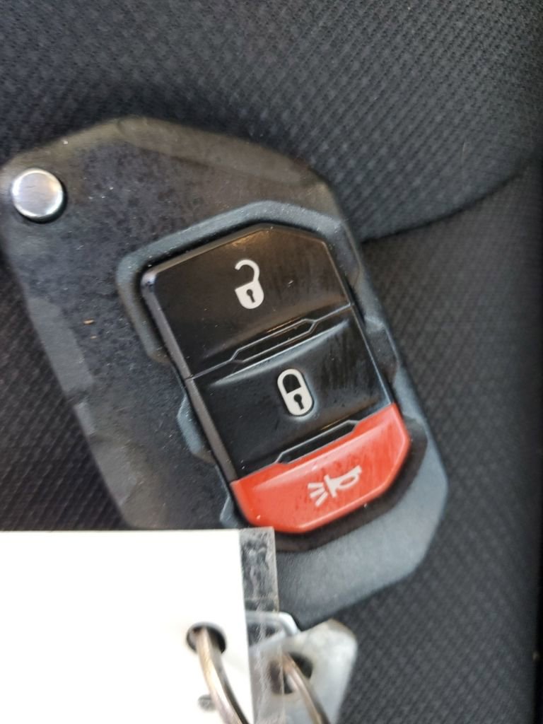 Used 2021 Jeep Wrangler Unlimited Sport image 59