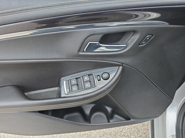 Used 2016 Chevrolet Impala LTZ FWD image 20