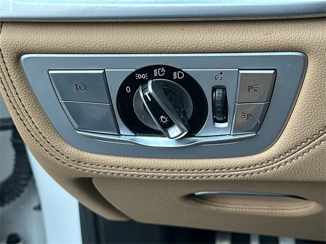 Used 2019 BMW 750i xDrive w/ Executive Package image 36
