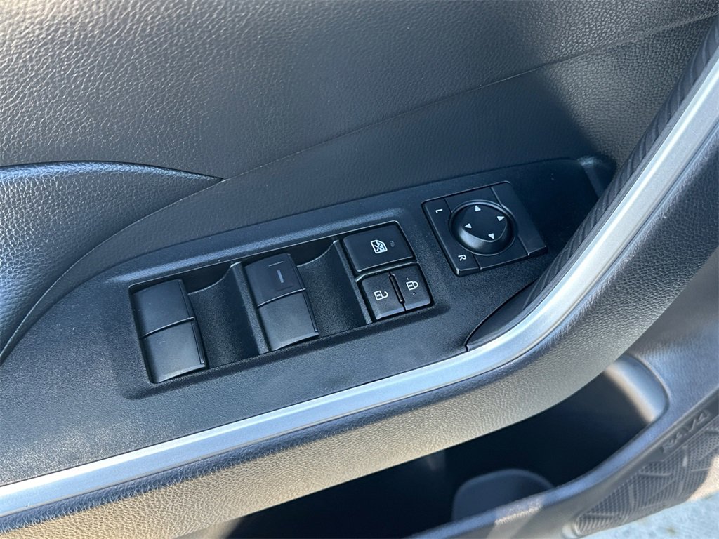 Used 2025 Toyota RAV4 LE image 15