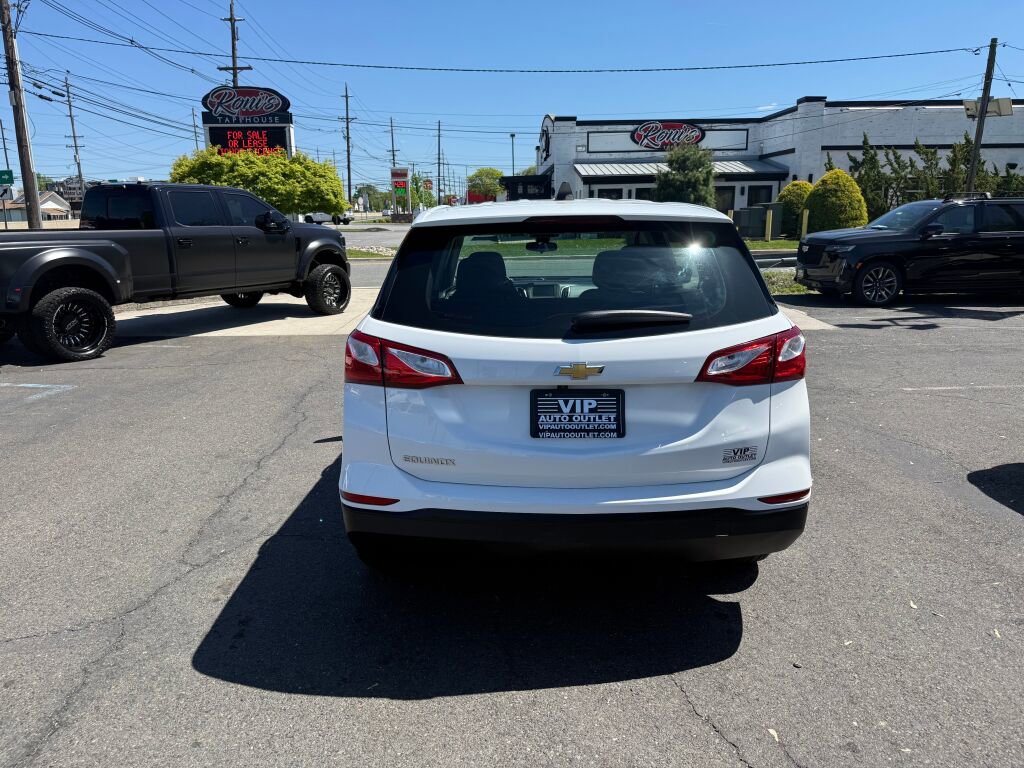 Used 2021 Chevrolet Equinox LS FWD image 6