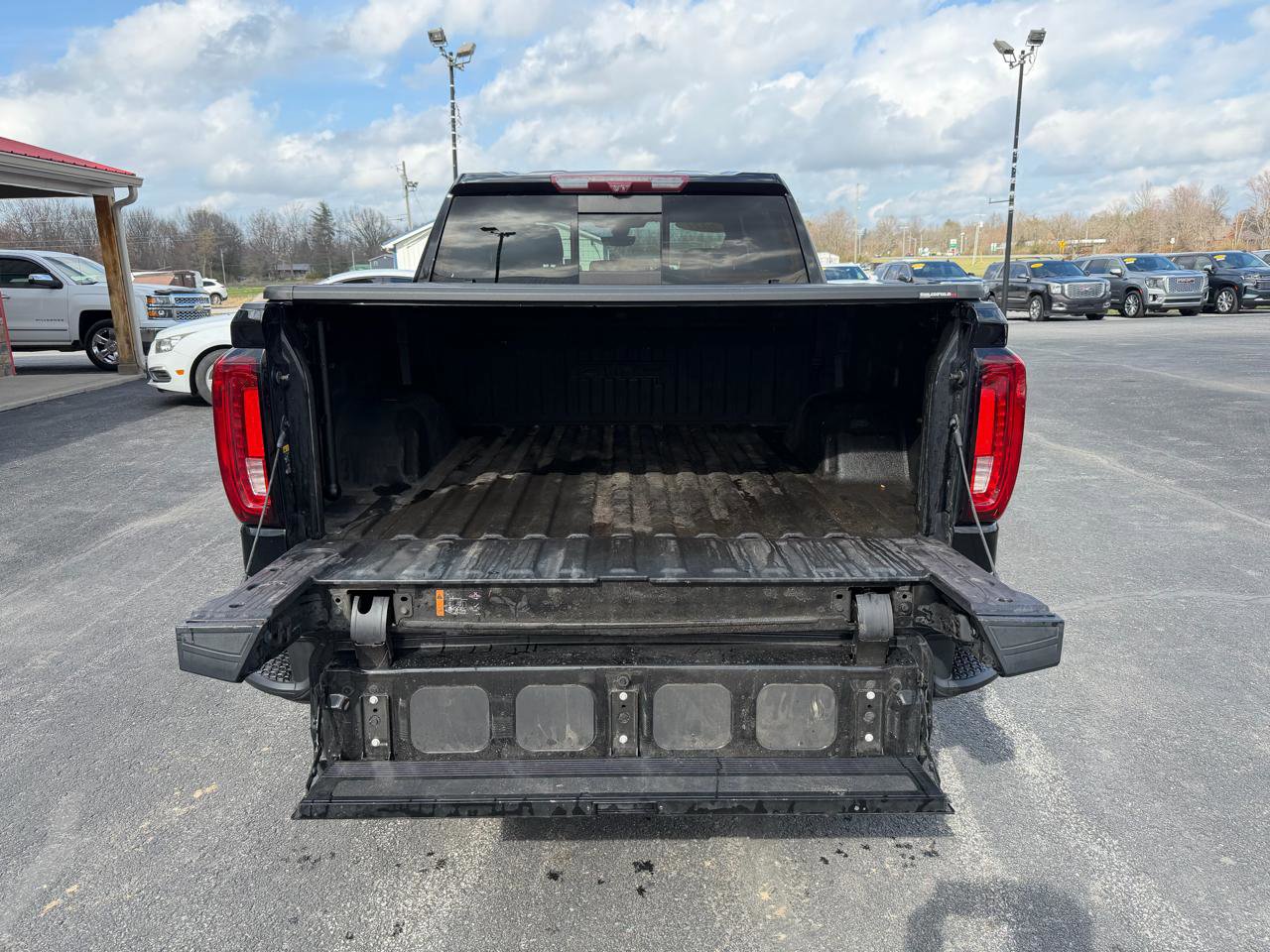 Used 2021 GMC Sierra 1500 AT4 w/ AT4 Value Package image 8