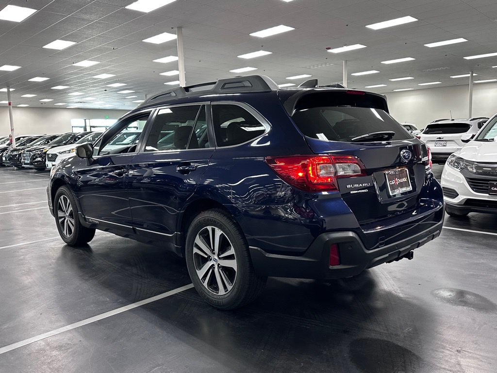 Used 2018 Subaru Outback 3.6R Limited AWD/4WD image 5