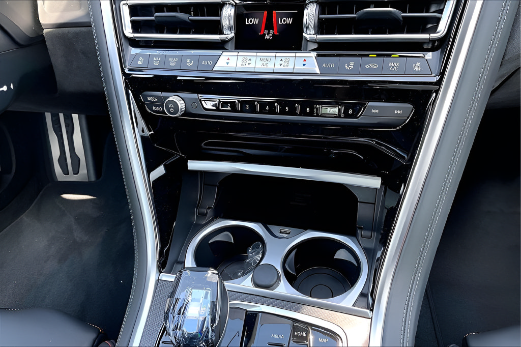 New 2026 BMW M850i xDrive AWD/4WD image 15