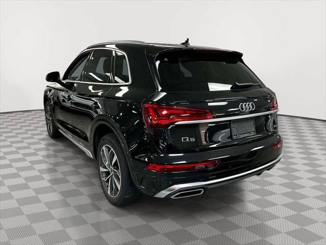 Used 2023 Audi Q5 2.0T Premium Plus w/ Premium Plus Package AWD/4WD image 3