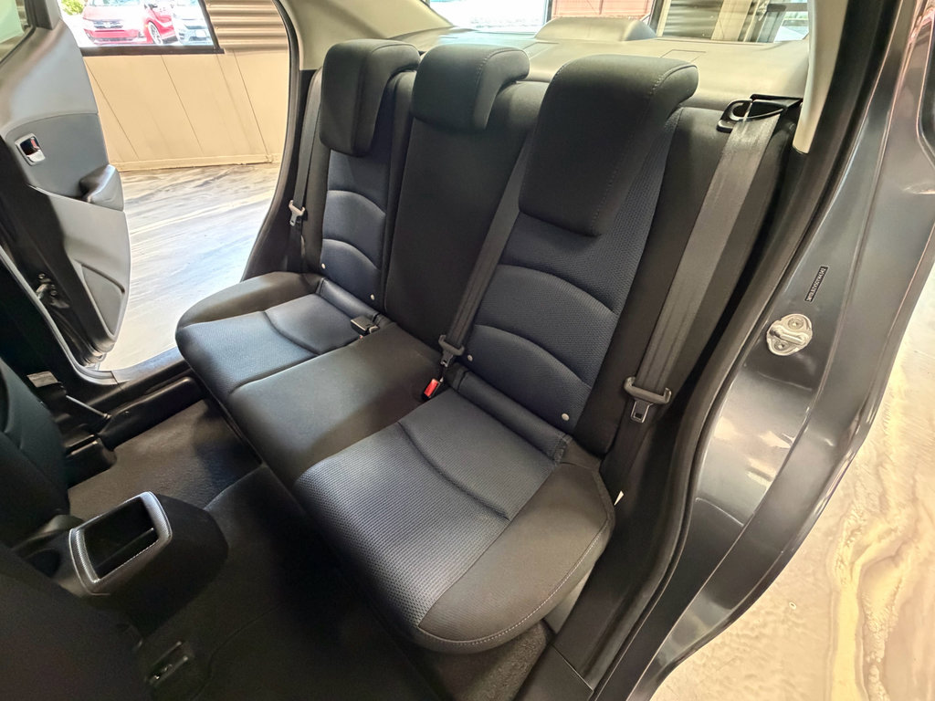 Used 2016 Scion iA FWD image 6
