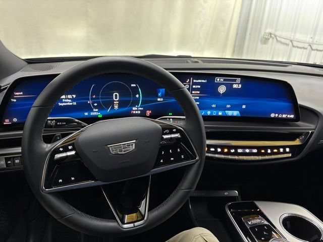 Used 2024 Cadillac Lyriq Tech w/ Driver Assist Package AWD/4WD image 43