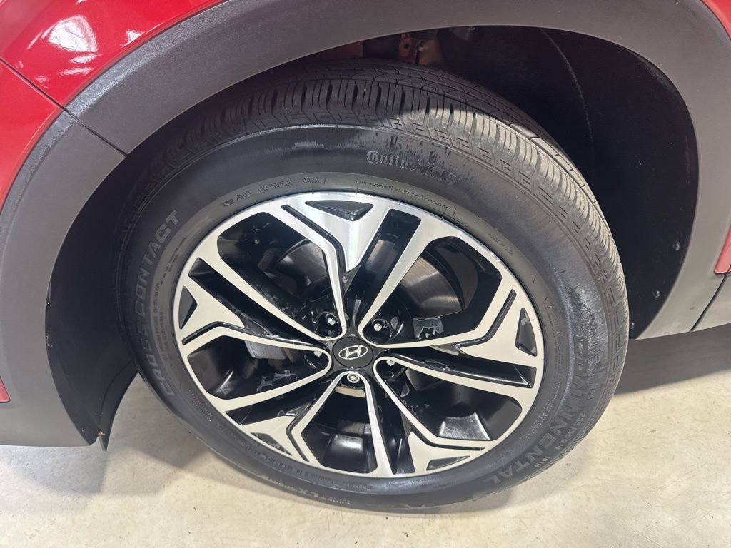 Used 2019 Hyundai Santa Fe AWD w/ Cargo Package image 2