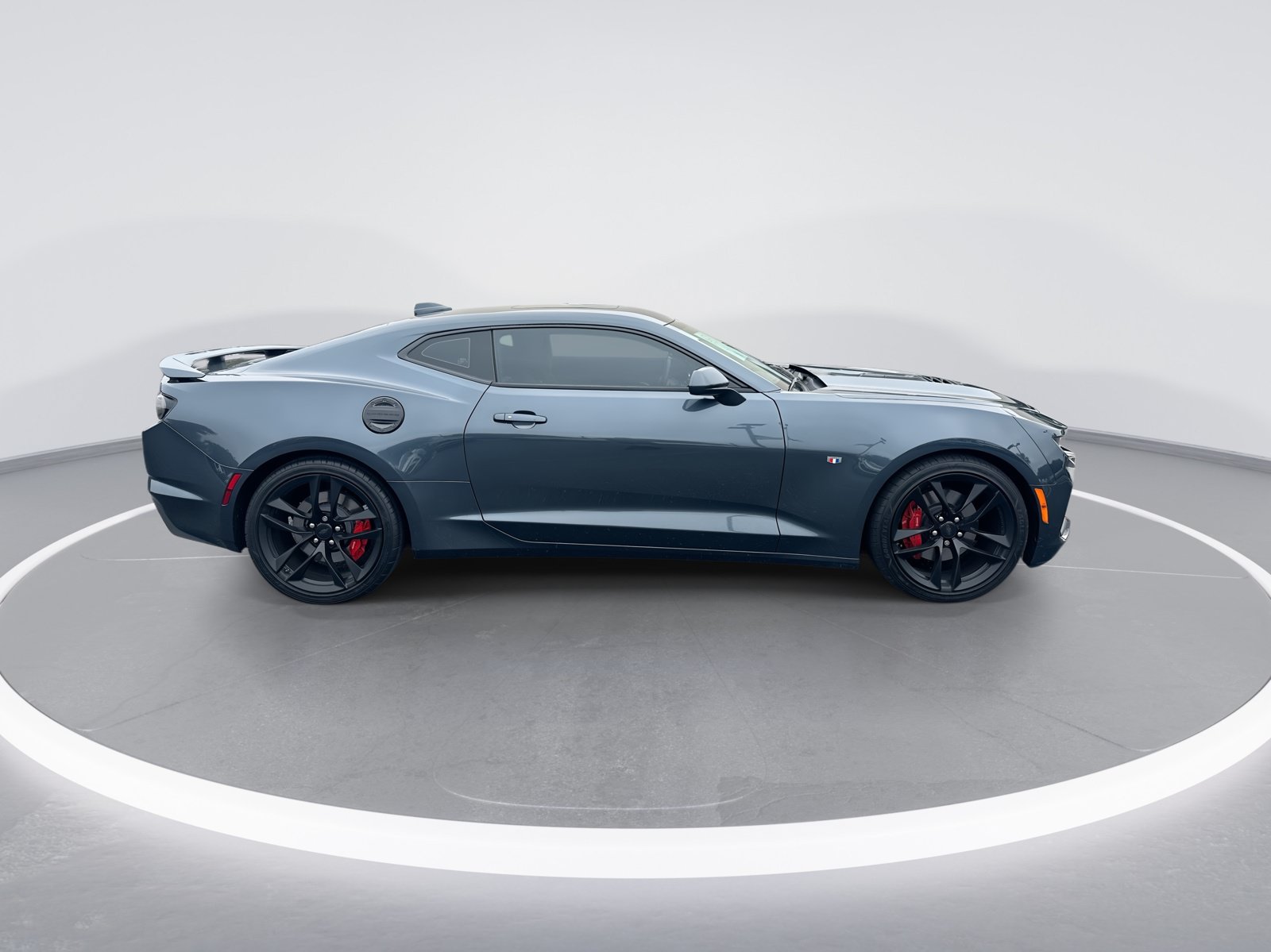 Used 2023 Chevrolet Camaro SS RWD image 10