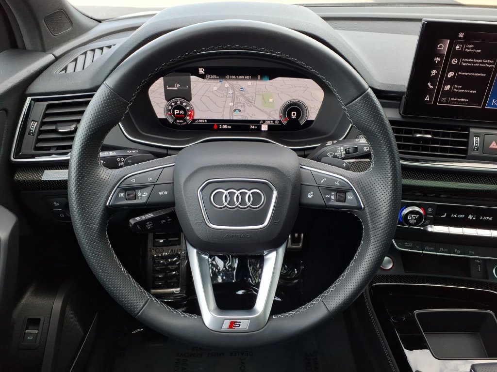 Used 2024 Audi SQ5 Prestige w/ Prestige Package AWD/4WD image 16
