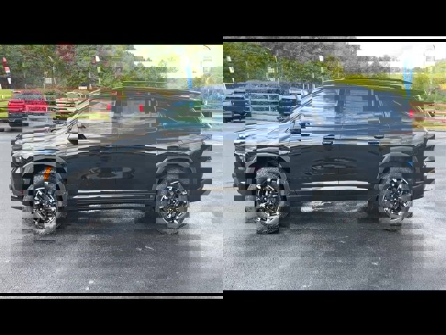 New 2026 Chevrolet Traverse Z71 w/ Driver Confidence Package image 5