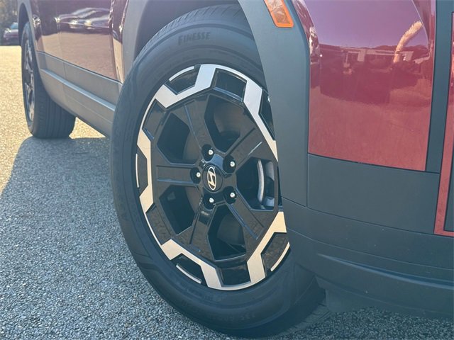 Used 2025 Hyundai Santa Fe SEL image 2