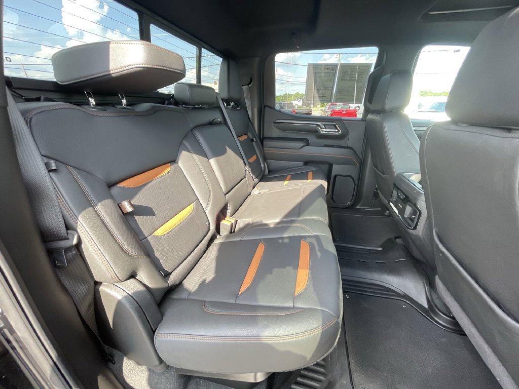 Certified 2024 GMC Sierra 1500 AT4 w/ Technology Package AWD/4WD image 28