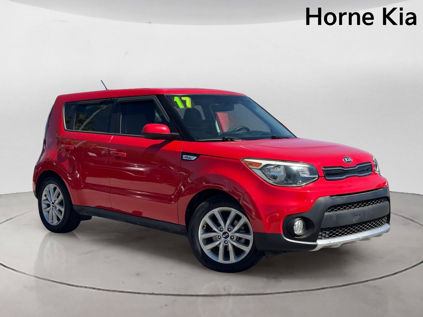 Used 2017 Kia Soul + FWD image 2
