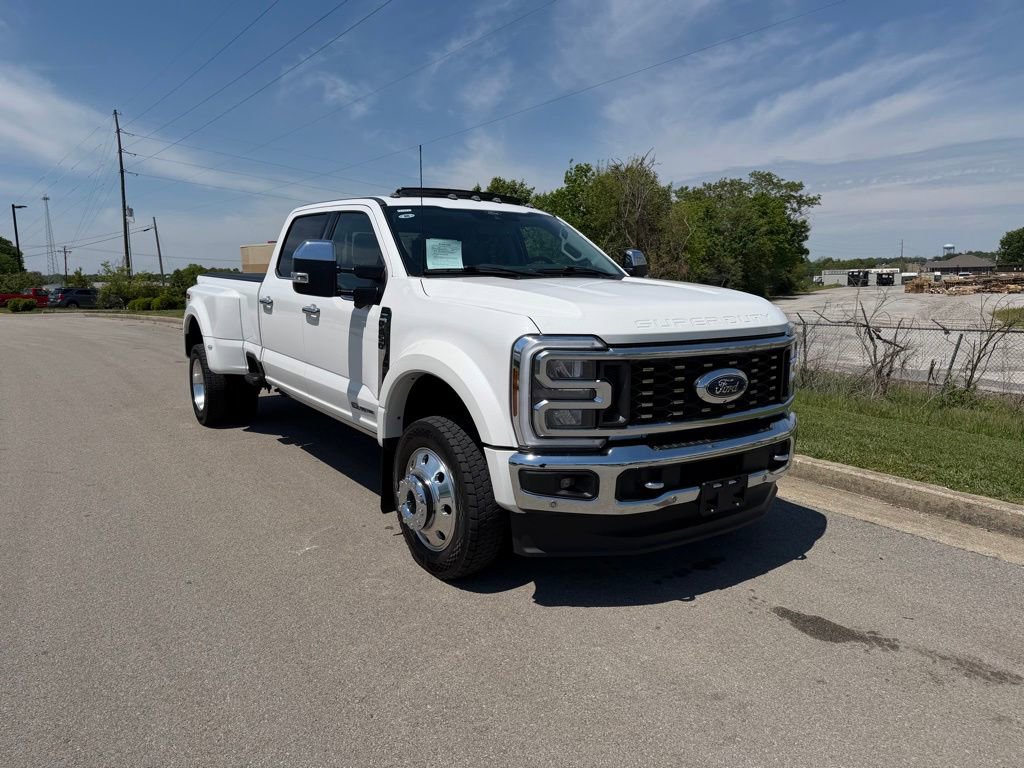 Used 2024 Ford F450 Lariat w/ Lariat Ultimate Package AWD/4WD image 2
