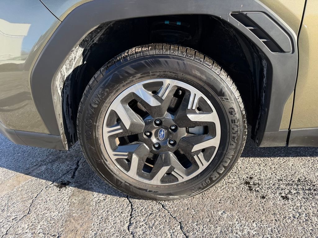 Used 2025 Subaru Forester Premium image 10