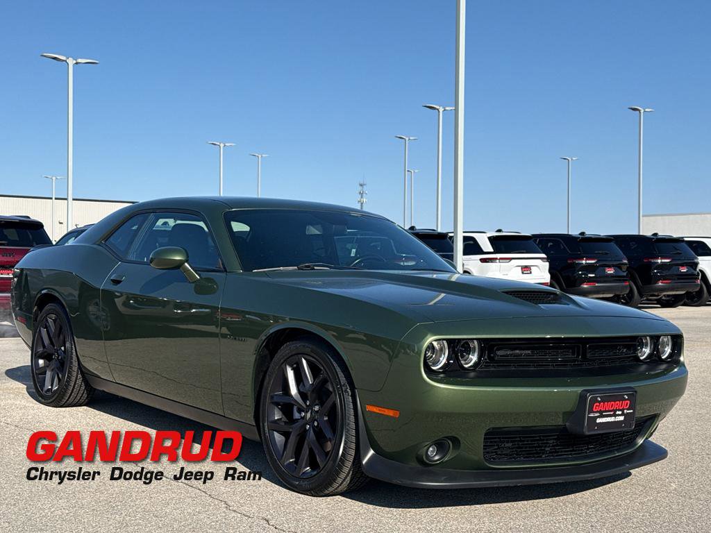 Used 2021 Dodge Challenger R/T w/ Blacktop Package image 1