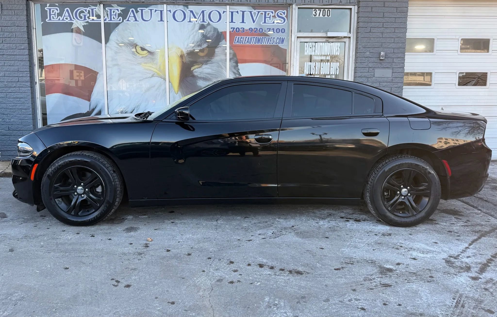 Used 2021 Dodge Charger SXT w/ Leather Interior Group image 6