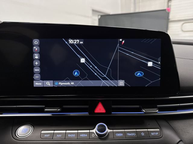 Used 2024 Hyundai Elantra Limited image 10