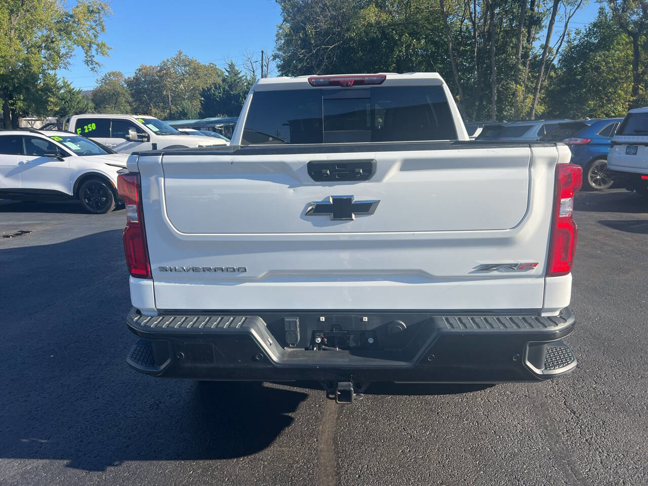 Used 2022 Chevrolet Silverado 1500 ZR2 w/ Technology Package image 8