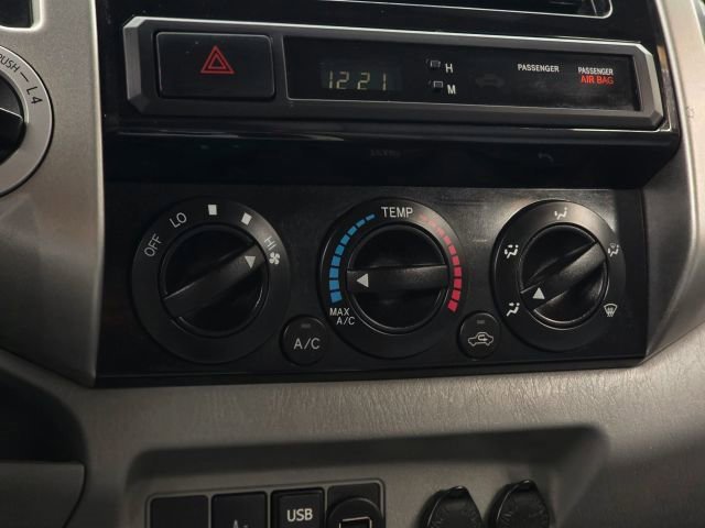 Used 2012 Toyota Tacoma 4x4 Double Cab image 16