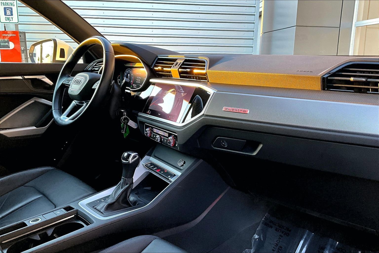 Used 2022 Audi Q3 2.0T Premium Plus w/ Premium Plus Package image 16