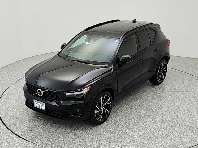 Used 2019 Volvo XC40 T5 R-Design AWD/4WD image 13