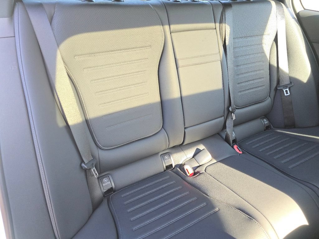 New 2026 Mercedes-Benz C 300 4MATIC Sedan image 22