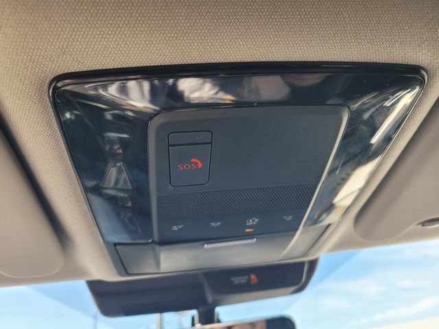 Used 2025 Mitsubishi Outlander SE image 22