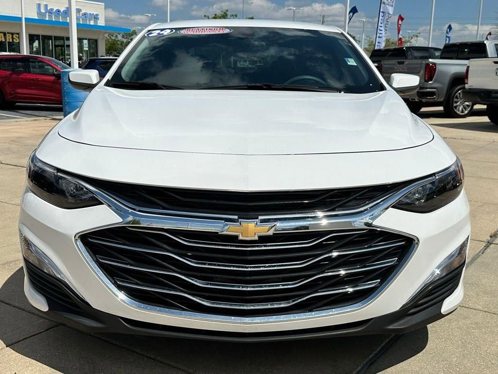 Used 2024 Chevrolet Malibu LS image 2