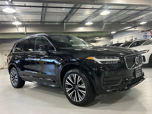 Used 2022 Volvo XC90 T6 Momentum w/ Climate Package