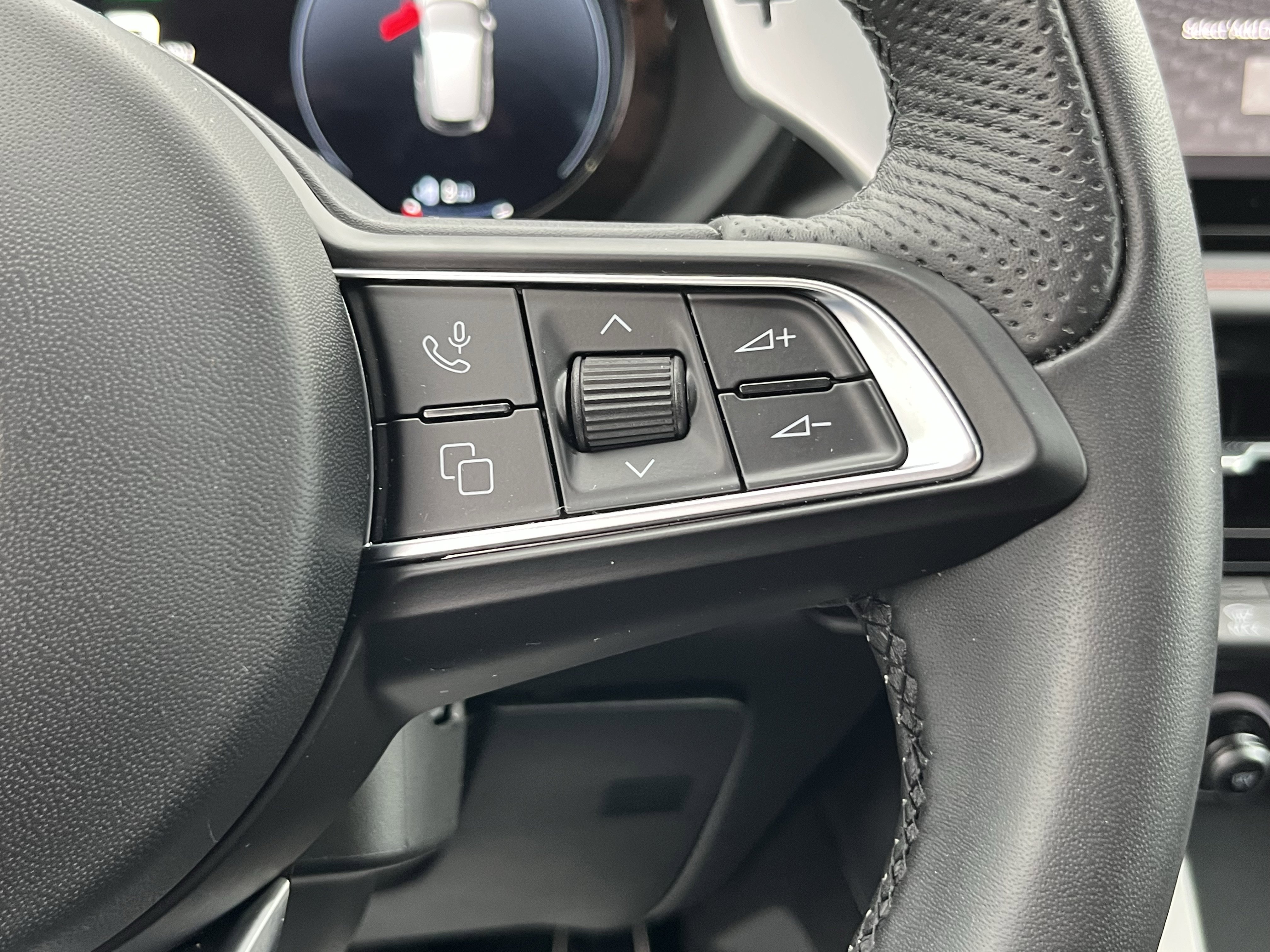 Used 2024 Dodge Hornet R/T image 23