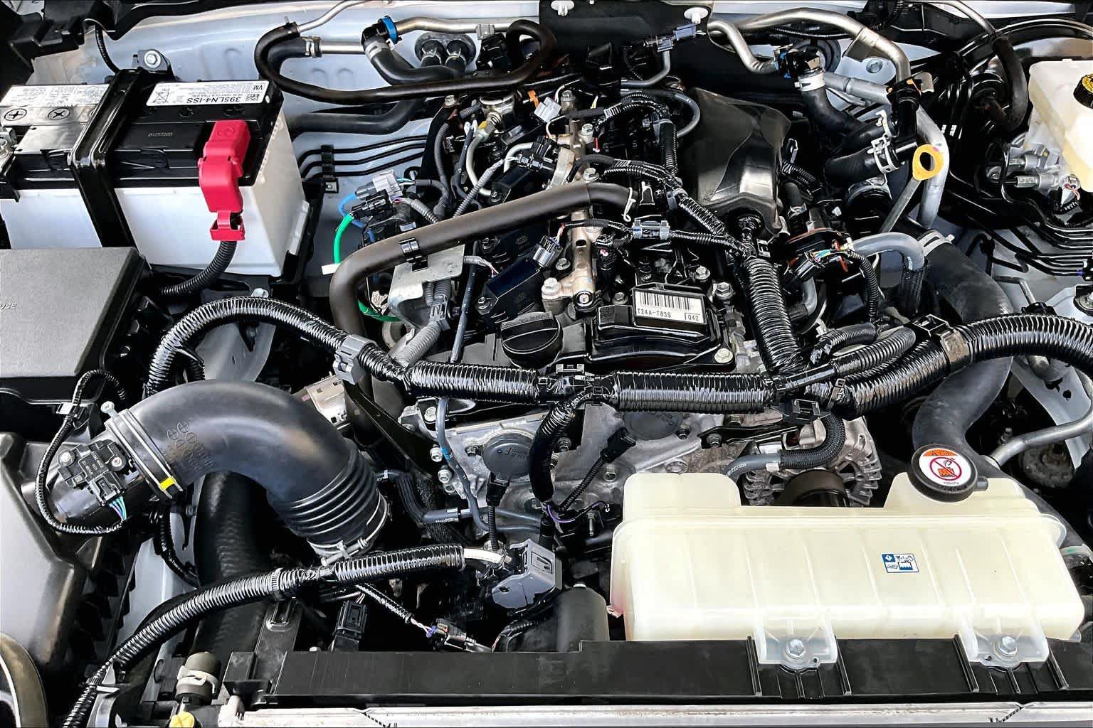 Used 2024 Toyota Tacoma SR5 RWD image 33