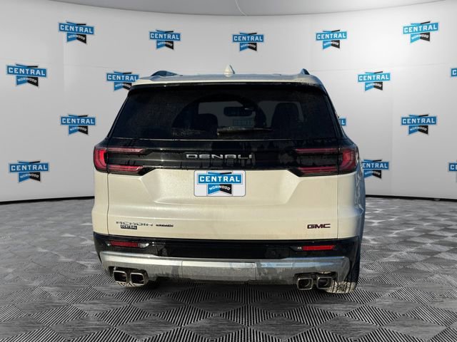 Used 2025 GMC Acadia Denali image 4